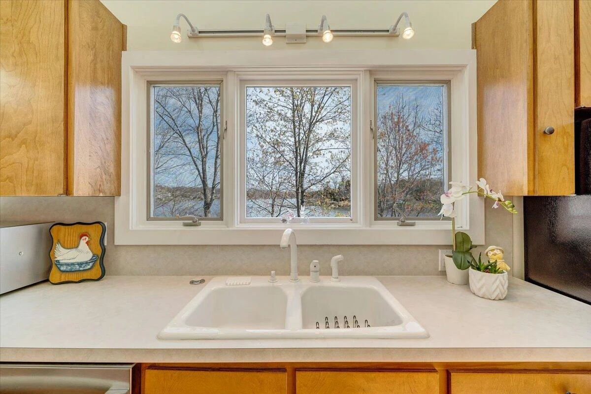 232 Peninsula DR - Photo 32