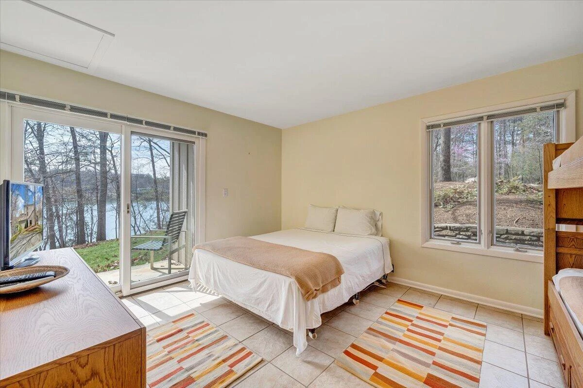 232 Peninsula DR - Photo 44
