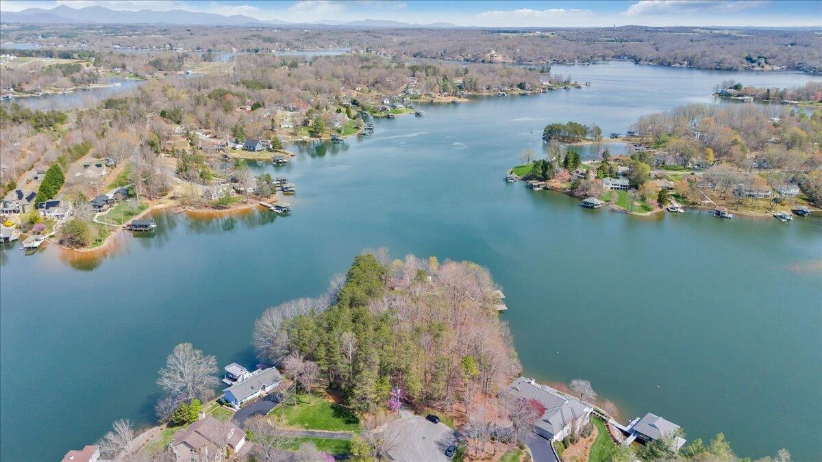 232 Peninsula DR - Photo 86