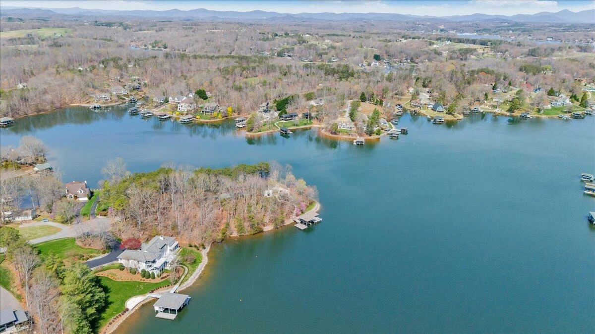 232 Peninsula DR - Photo 88