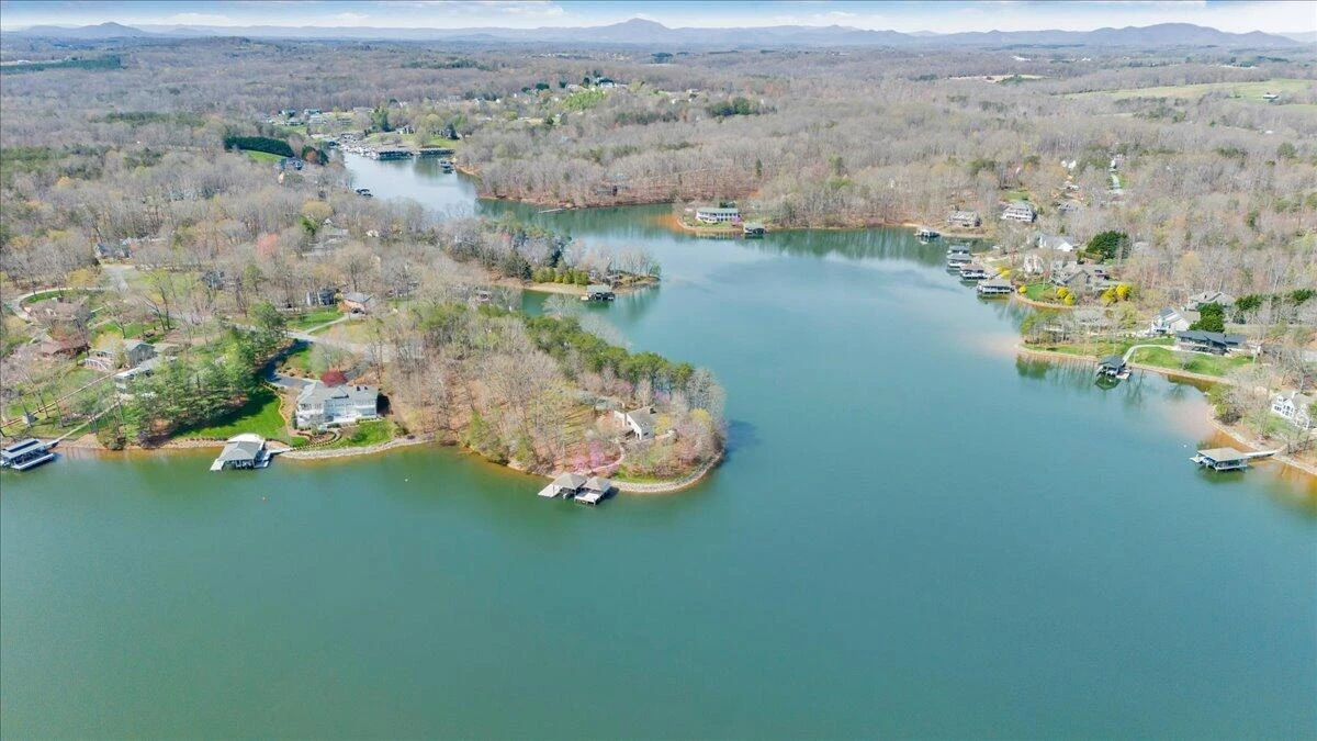 232 Peninsula DR - Photo 90