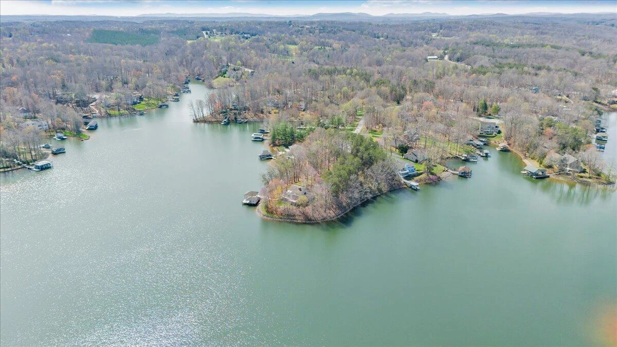 232 Peninsula DR - Photo 92