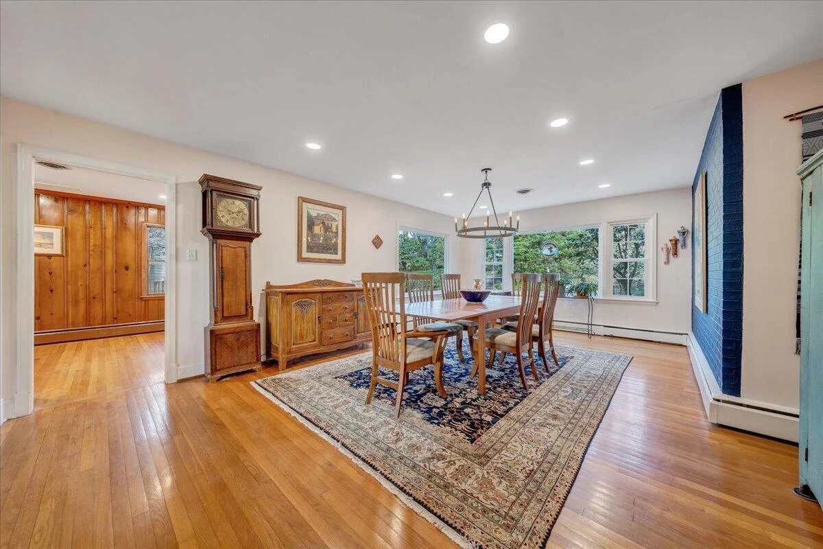 2241 Brambleton AVE SW - Photo 14