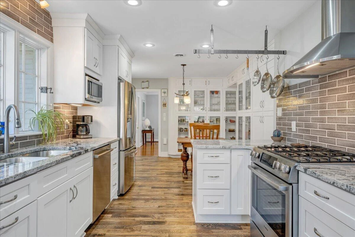 2241 Brambleton AVE SW - Photo 28