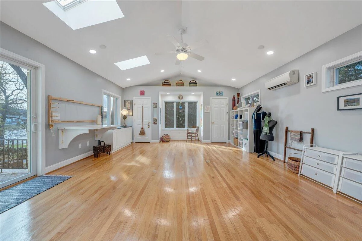 2241 Brambleton AVE SW - Photo 32