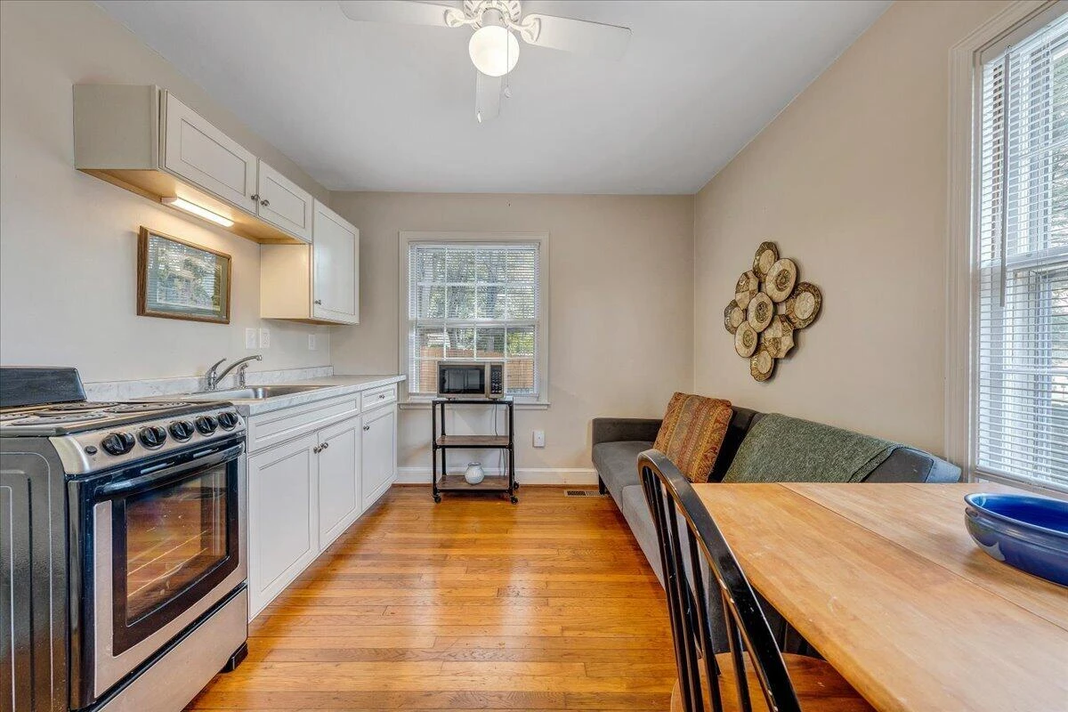 2241 Brambleton AVE SW - Photo 49