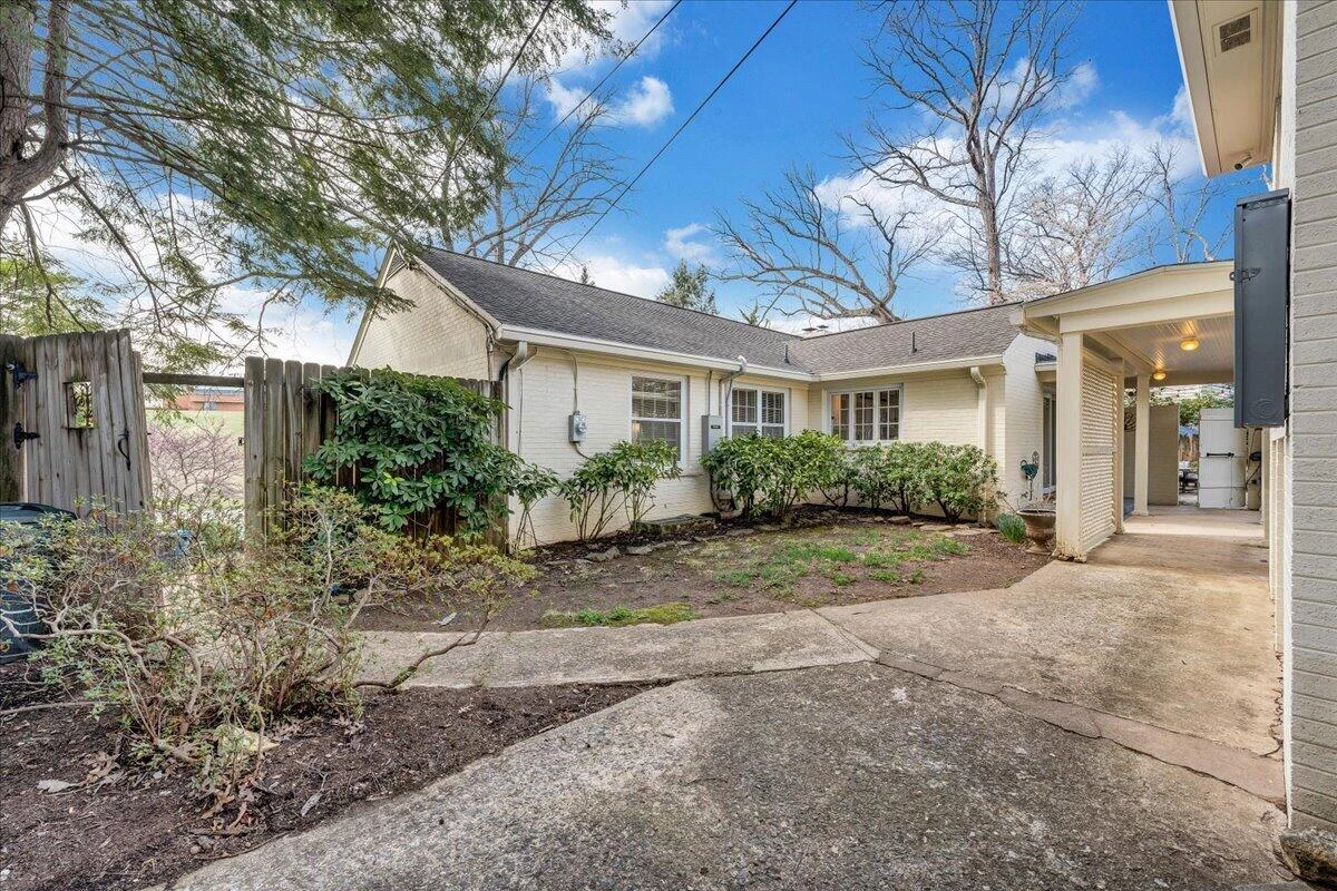2241 Brambleton AVE SW - Photo 76