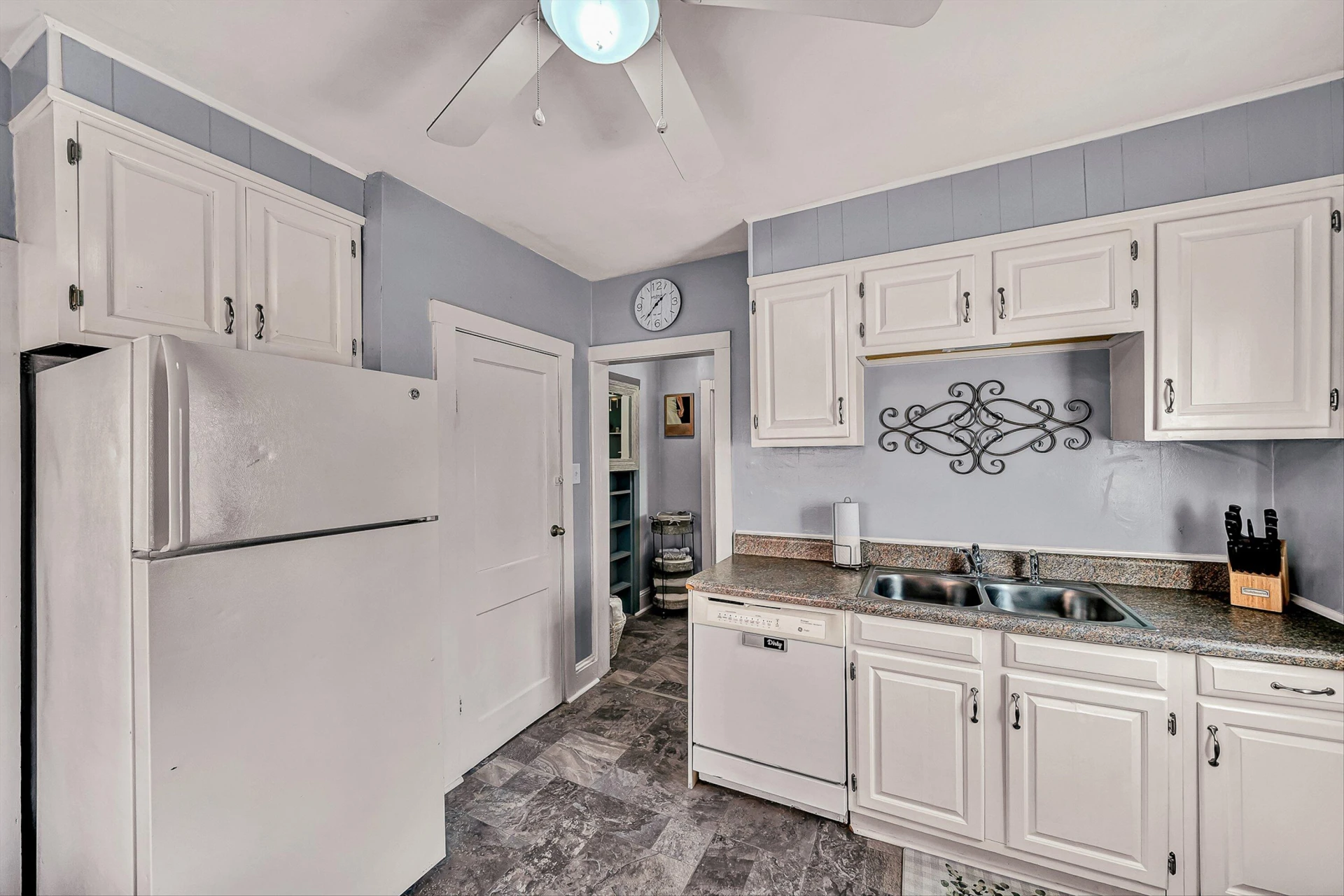 413 N Bruffey ST - Photo 19