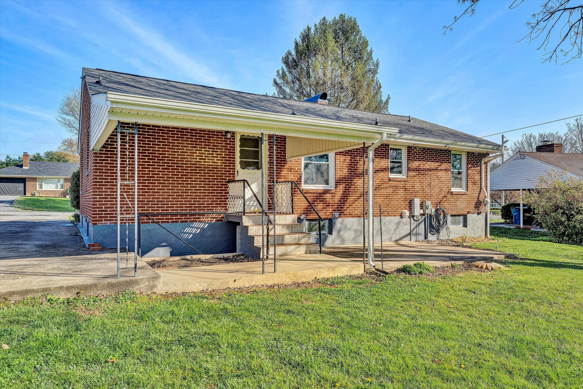 4608 Elva RD NW - Photo 30