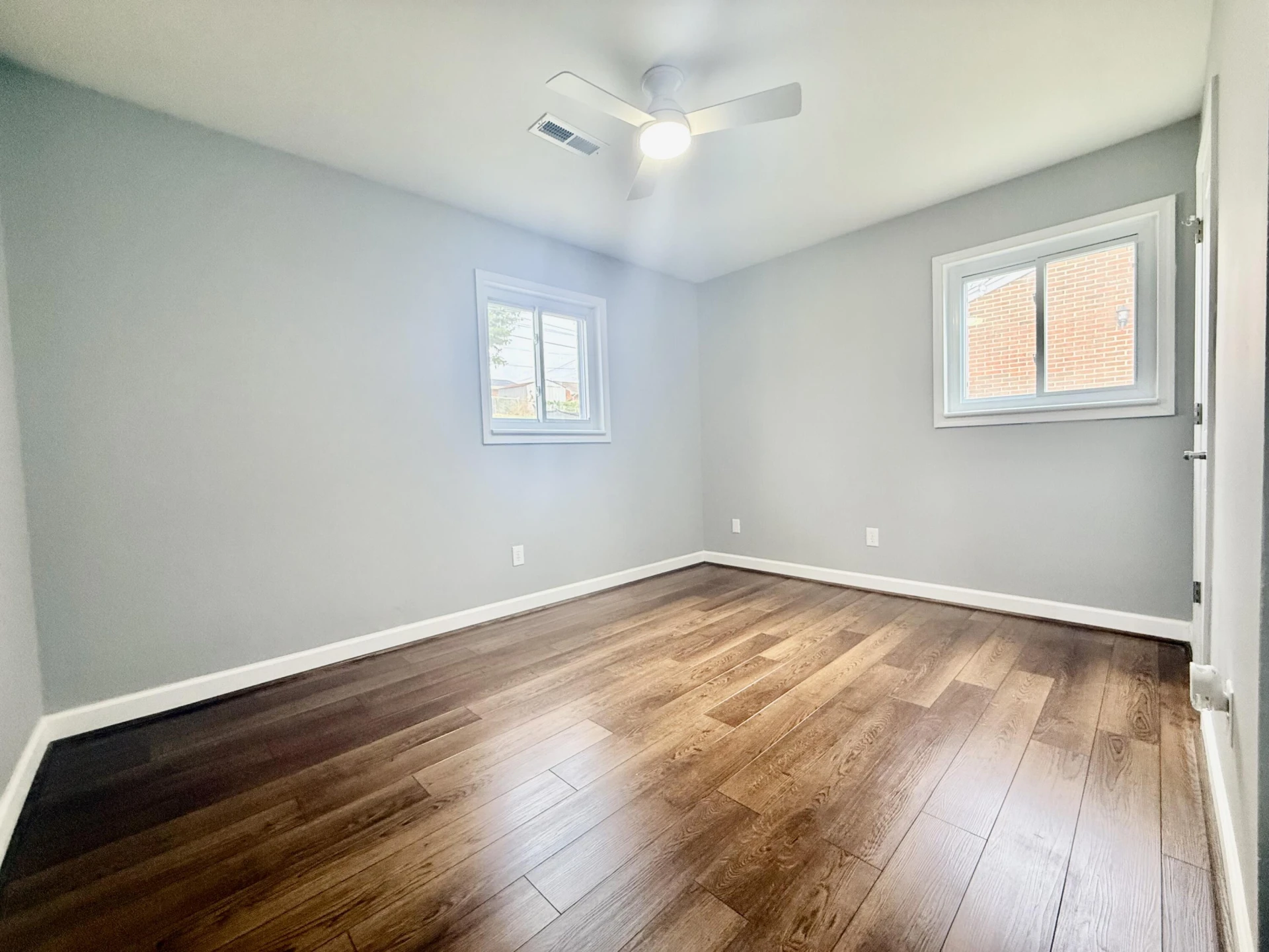 5325 Flagler DR - Photo 9
