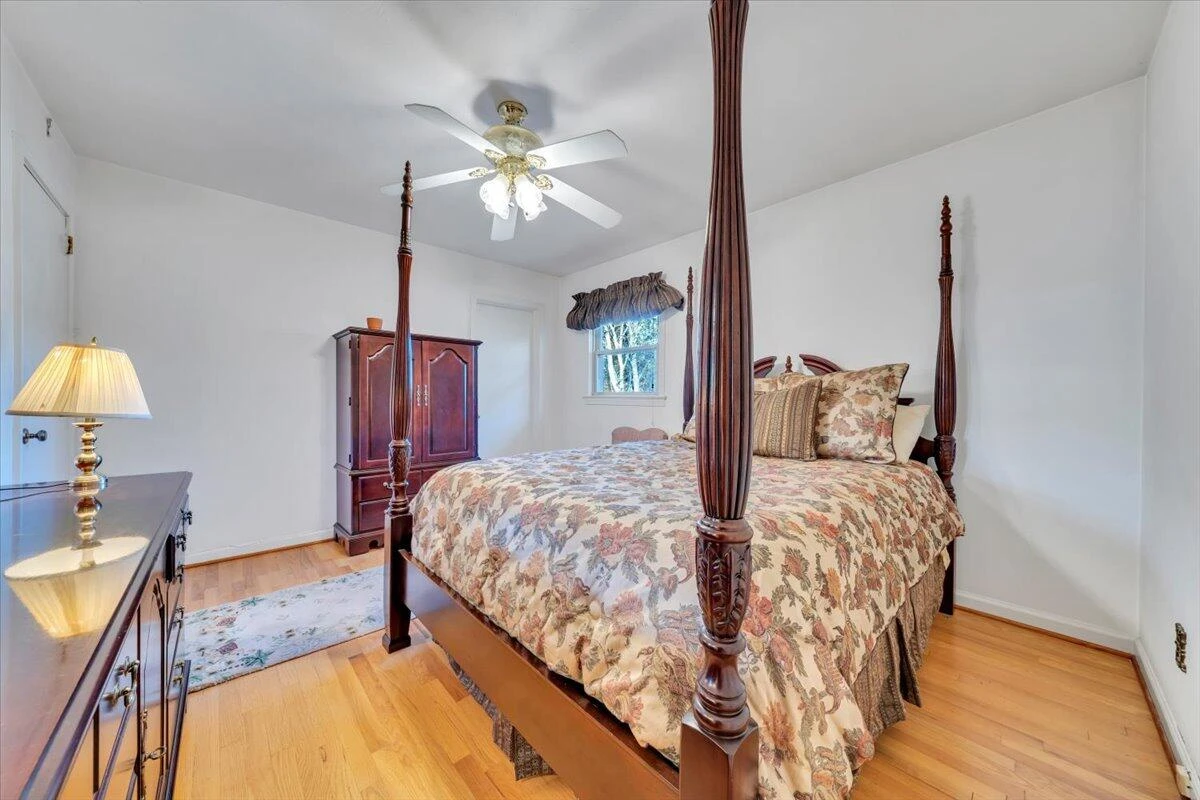 601 Fifth ST - Photo 16