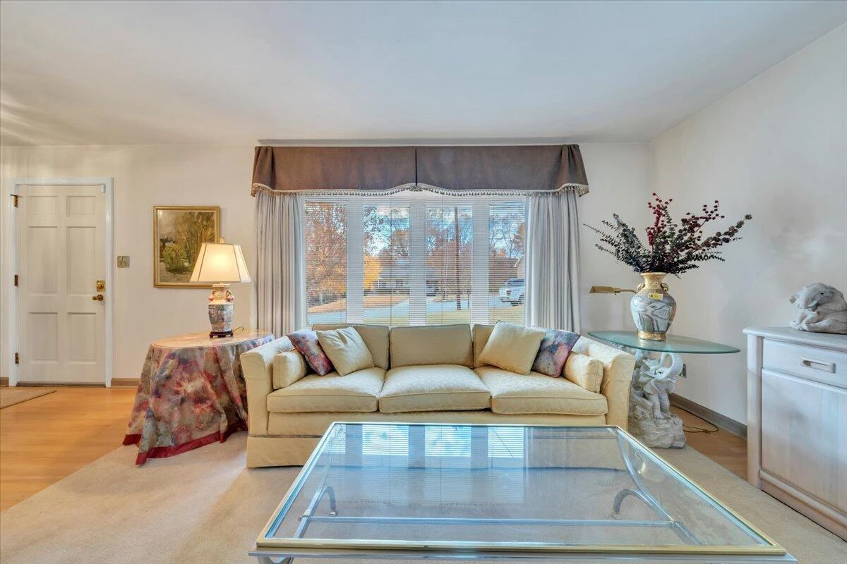 601 Fifth ST - Photo 5