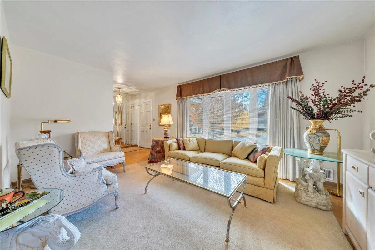 601 Fifth ST - Photo 7