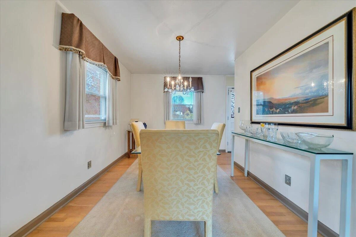 601 Fifth ST - Photo 8