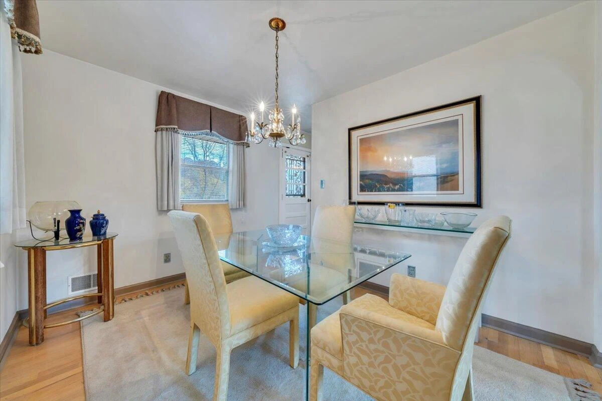 601 Fifth ST - Photo 9