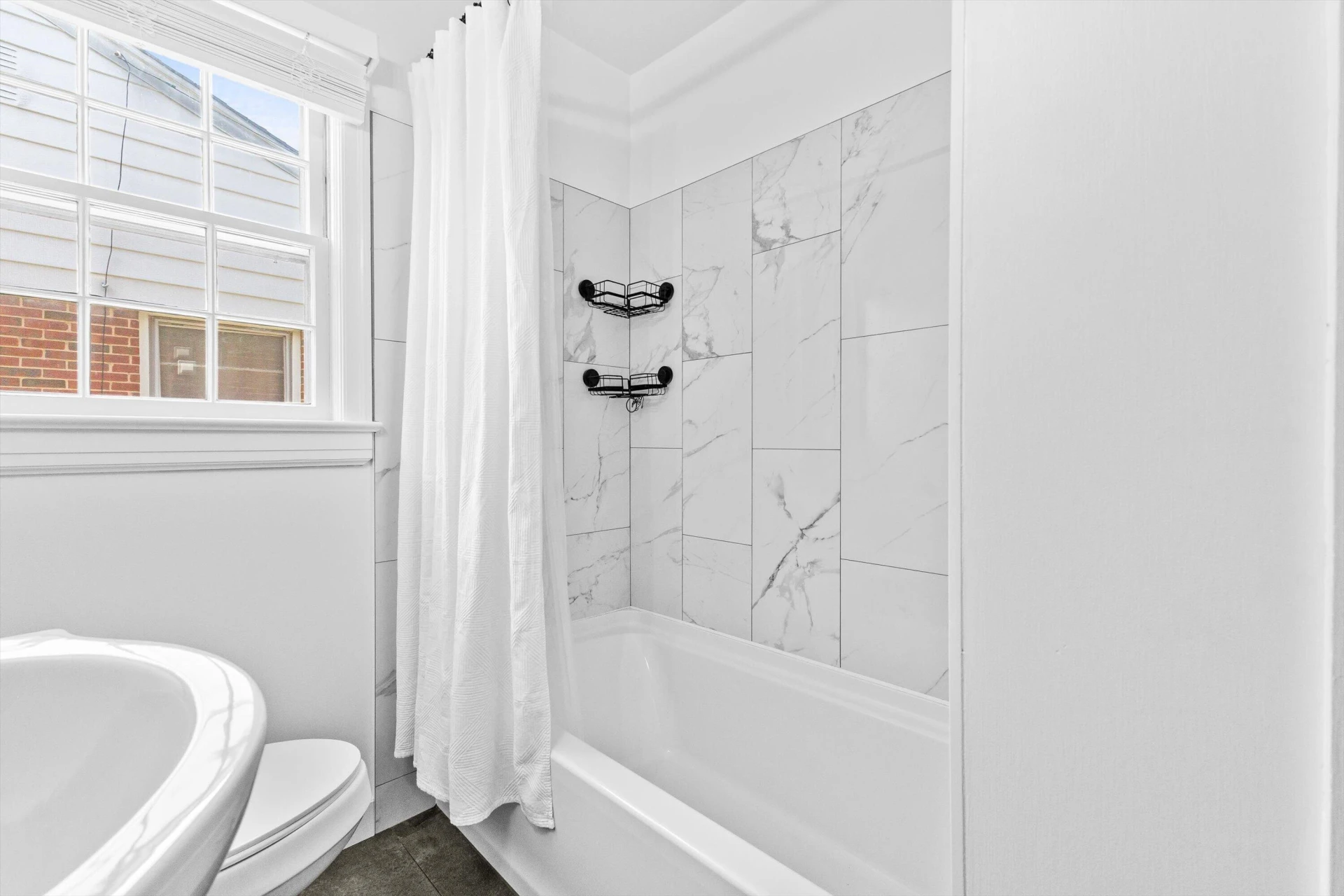 2650 Laburnum AVE SW - Photo 16