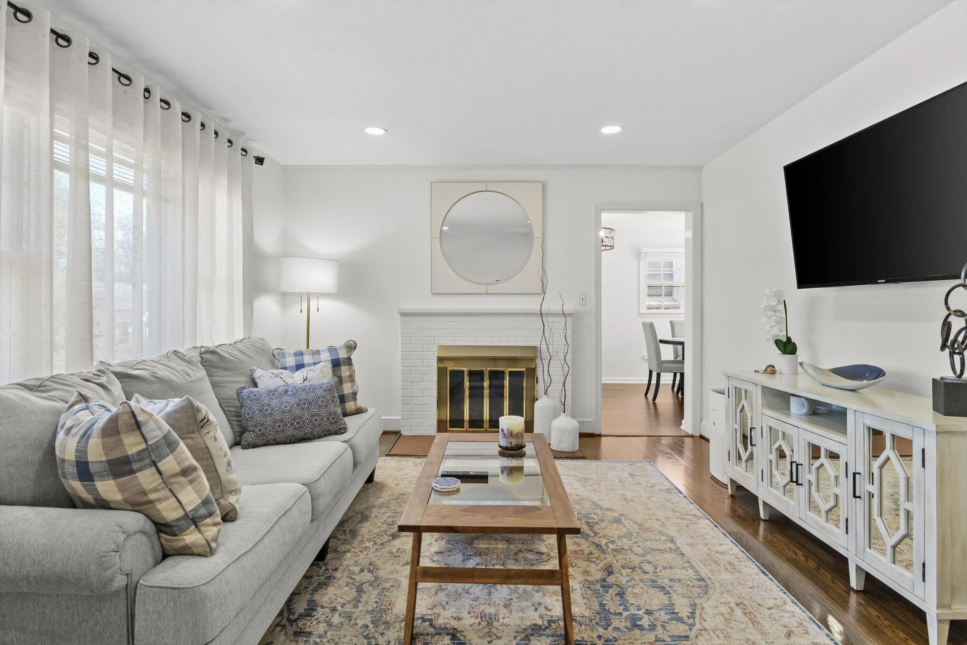 2650 Laburnum AVE SW - Photo 4