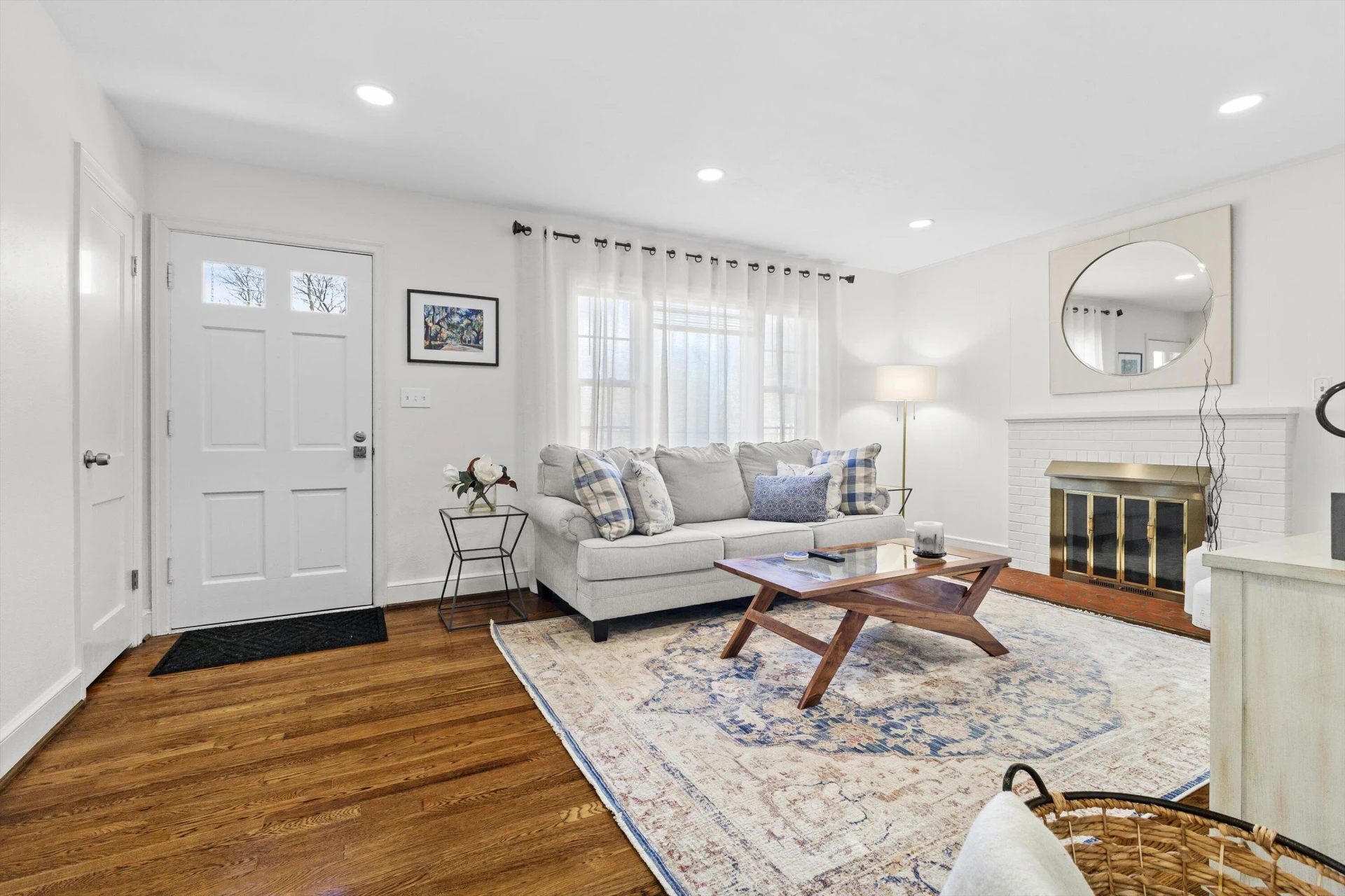 2650 Laburnum AVE SW - Photo 5