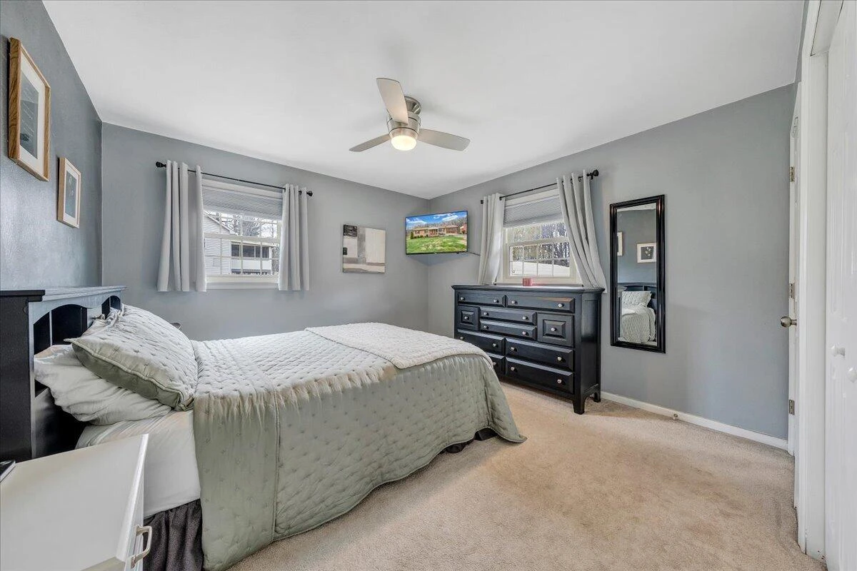 230 Dawnridge DR - Photo 18