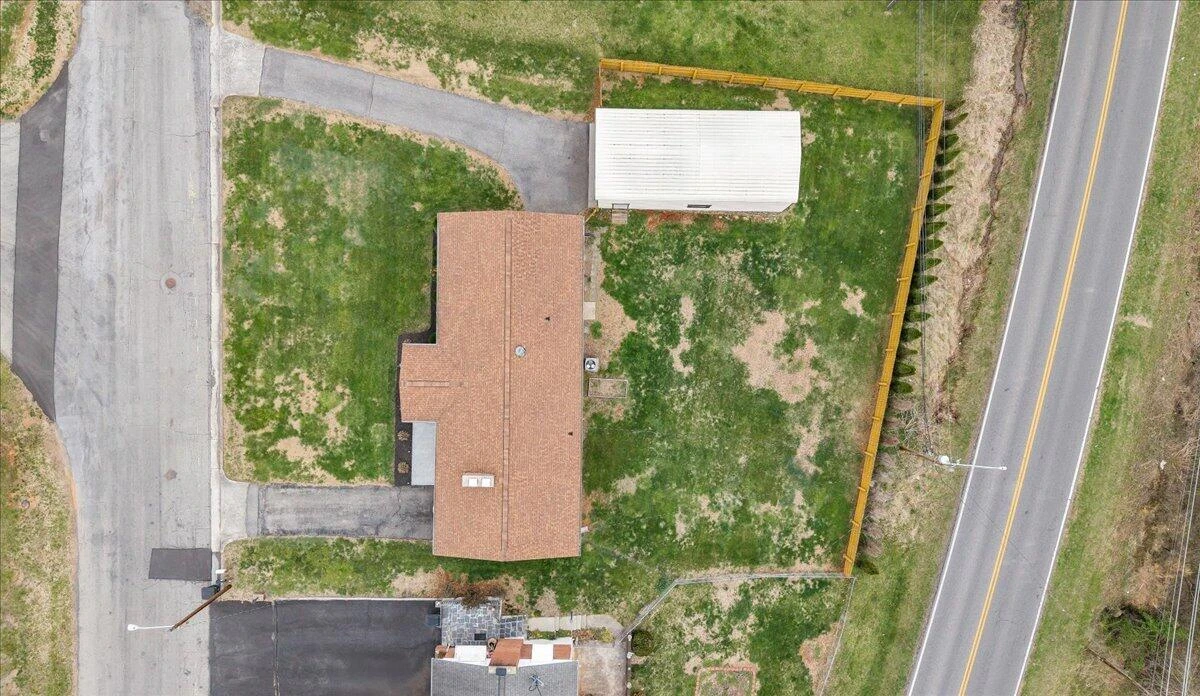 230 Dawnridge DR - Photo 42