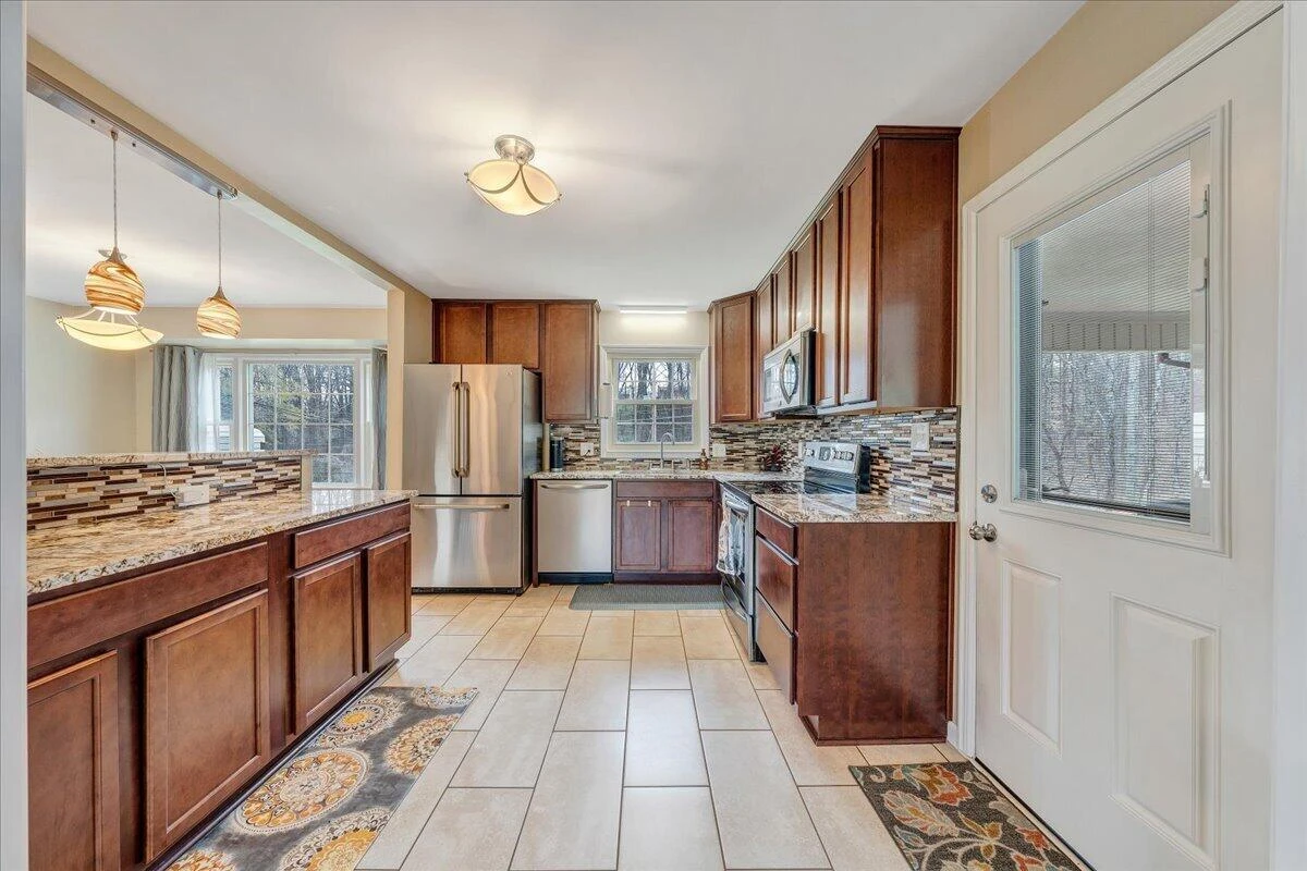 230 Dawnridge DR - Photo 9