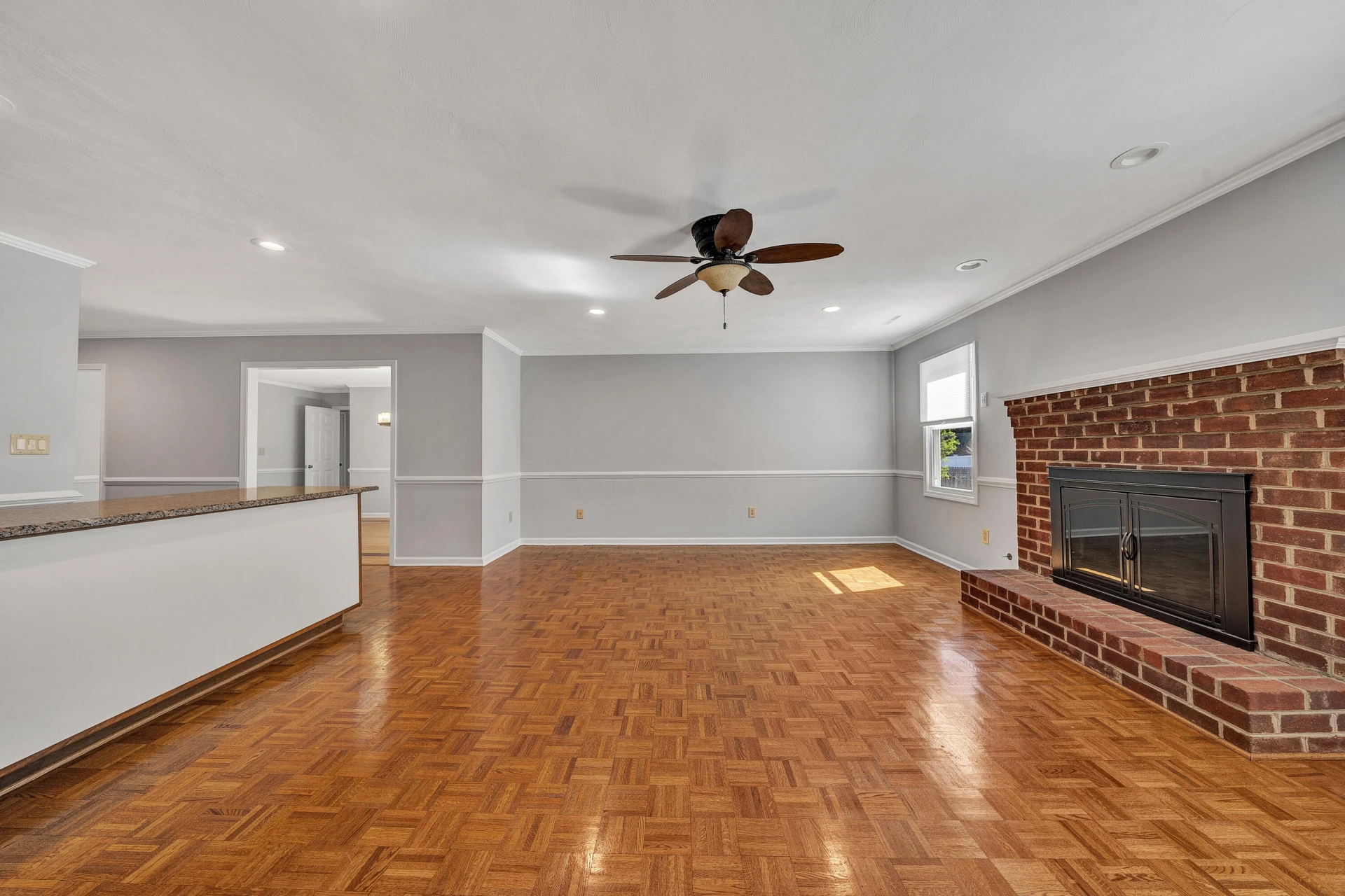 1660 Kingsmill DR - Photo 17