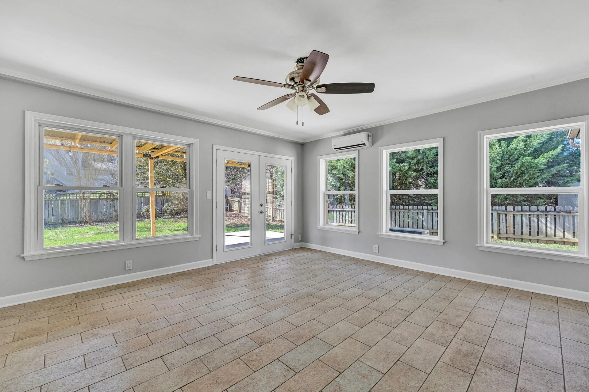 1660 Kingsmill DR - Photo 21