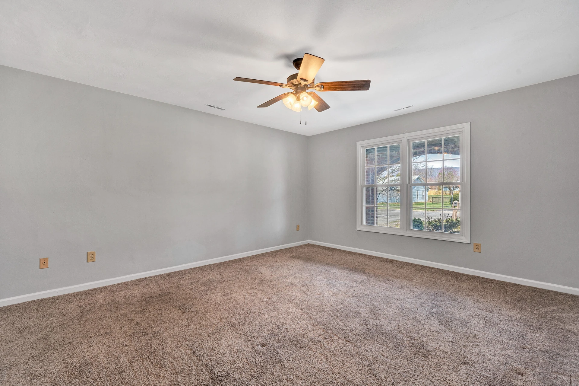 1660 Kingsmill DR - Photo 25