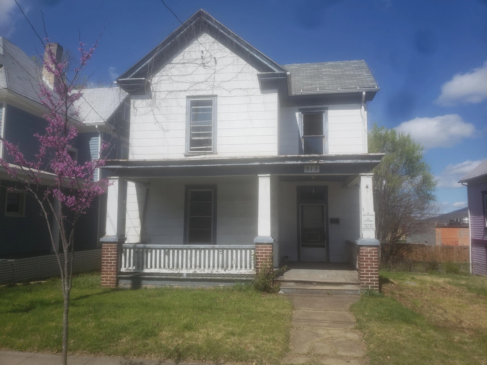 515 Mountain AVE SW