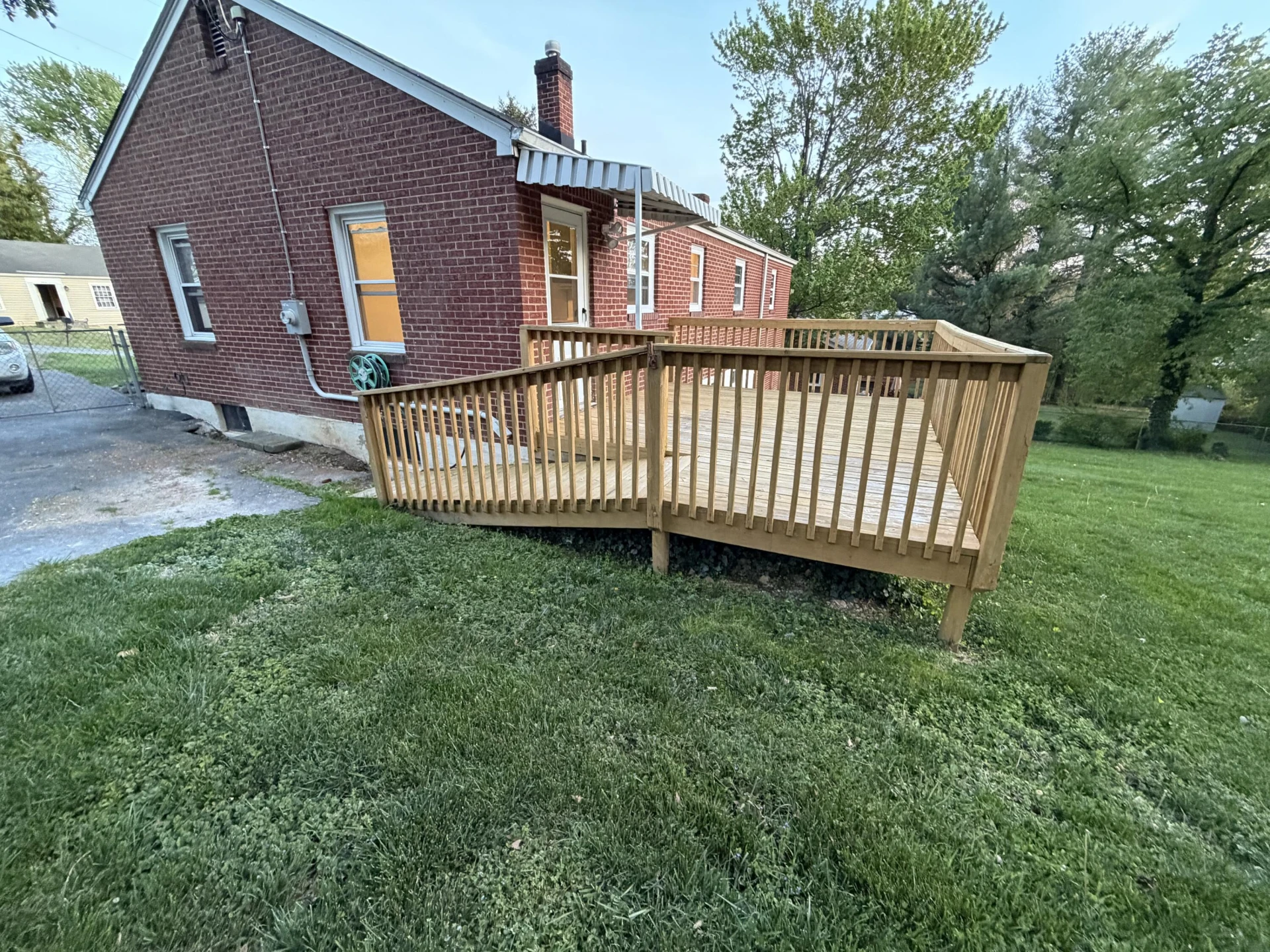 215 Barnett RD NW - Photo 15