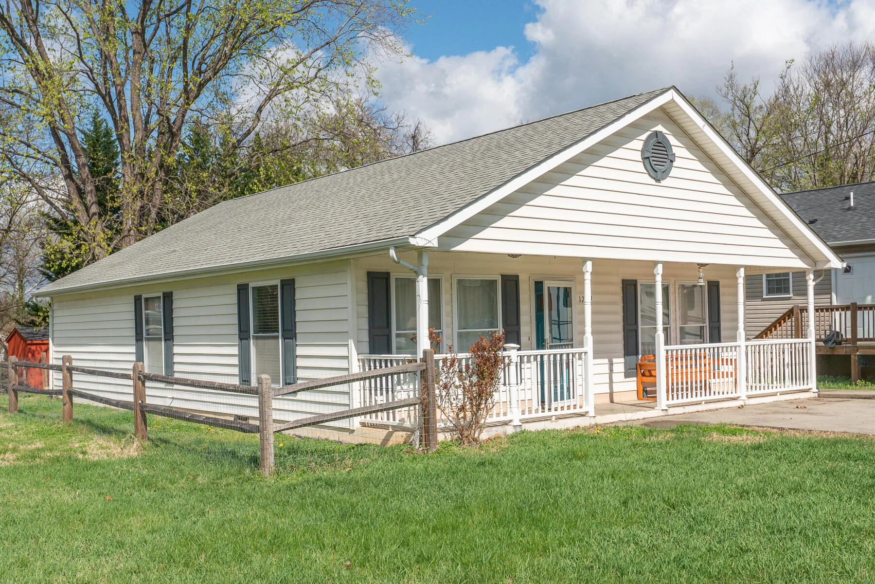 1729 Marvin ST SE