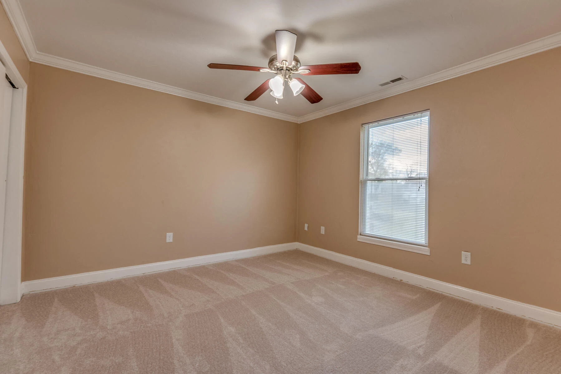 1729 Marvin ST SE - Photo 33