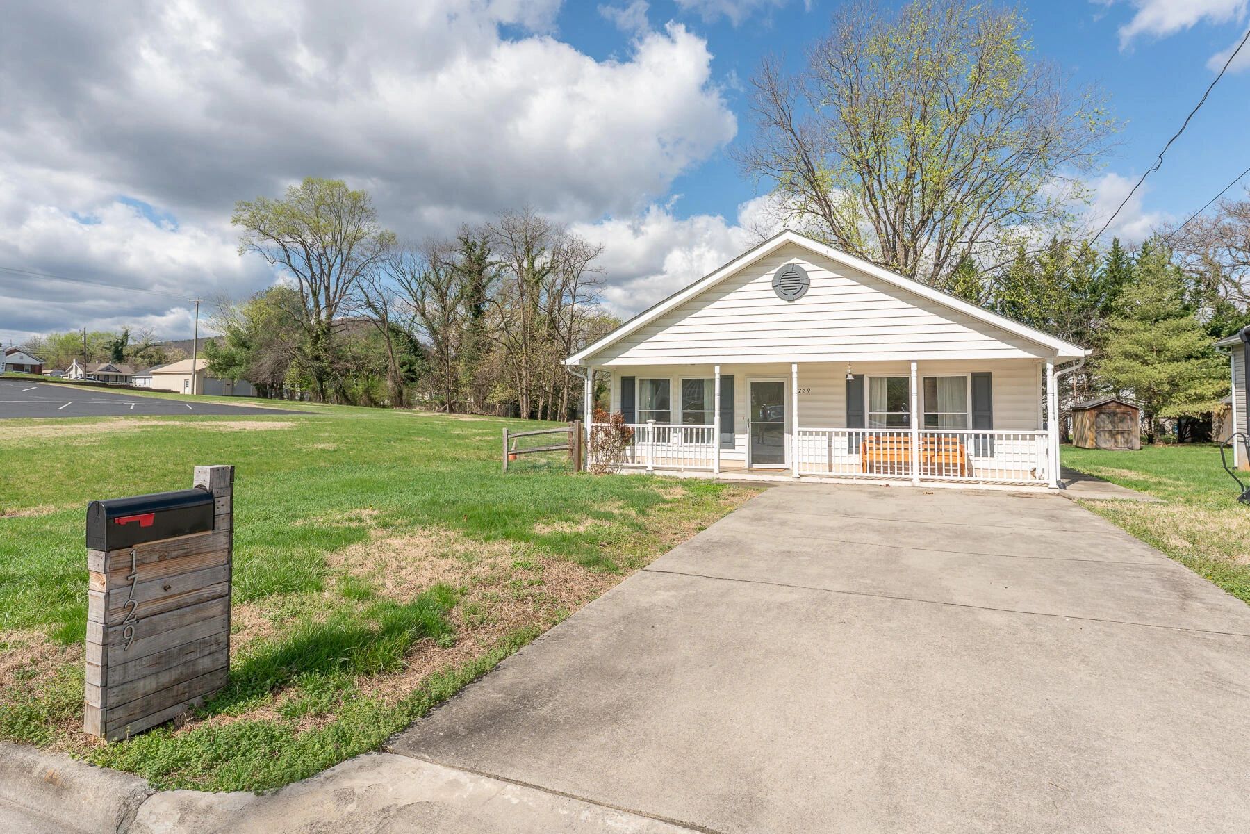 1729 Marvin ST SE - Photo 47