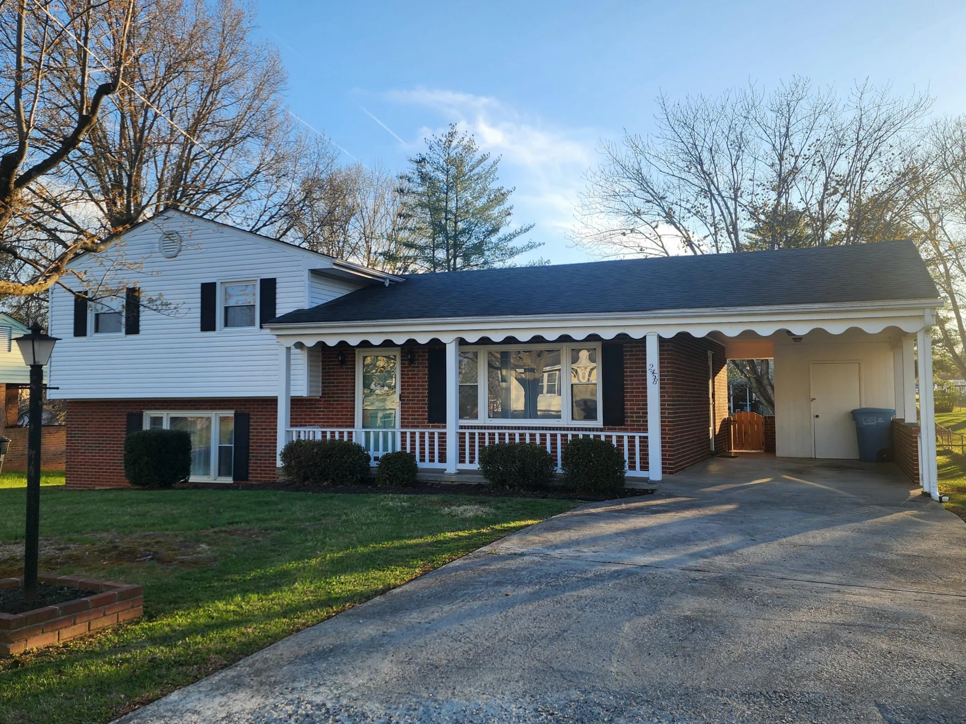 2458 Bermuda RD NW