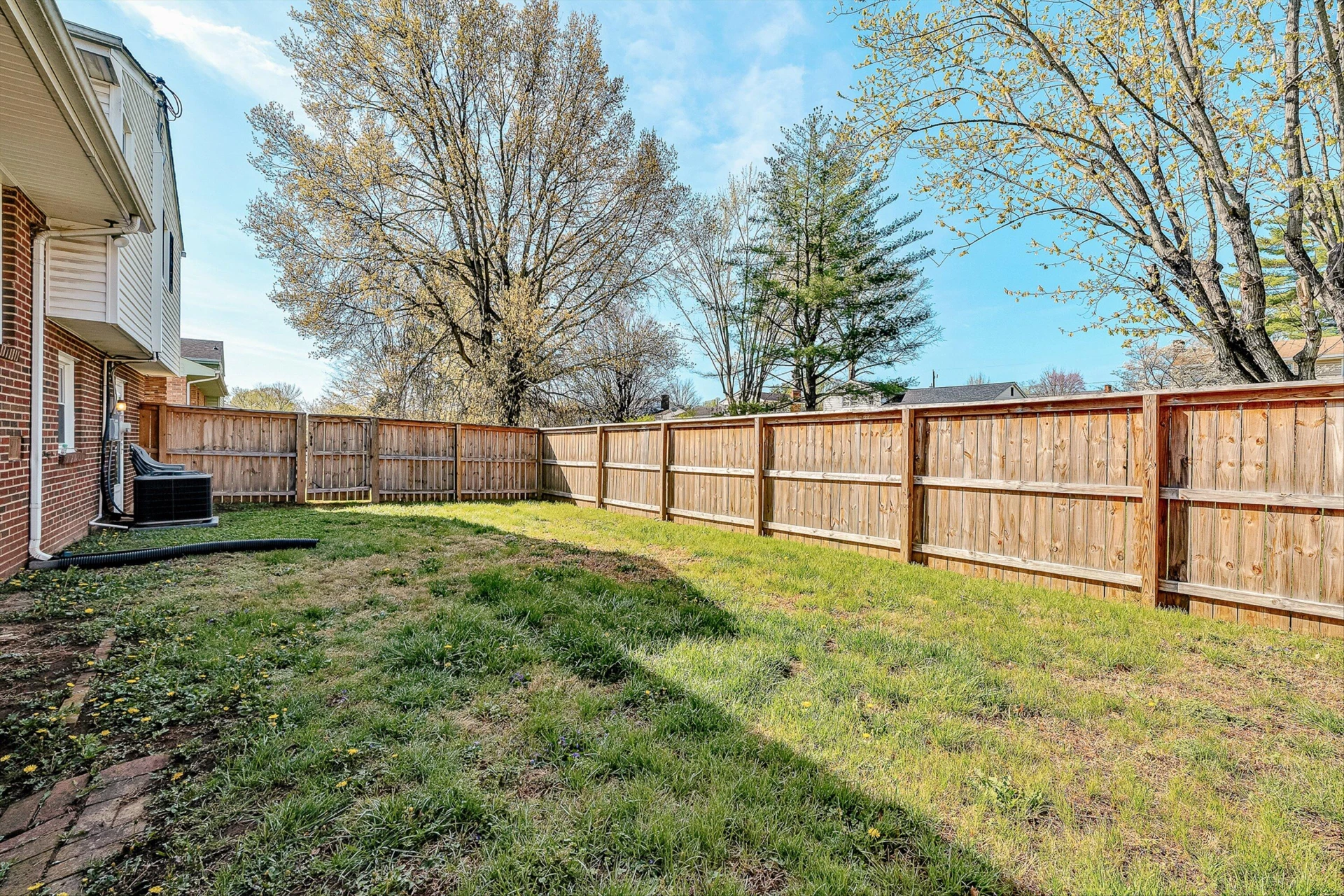 2458 Bermuda RD NW - Photo 31