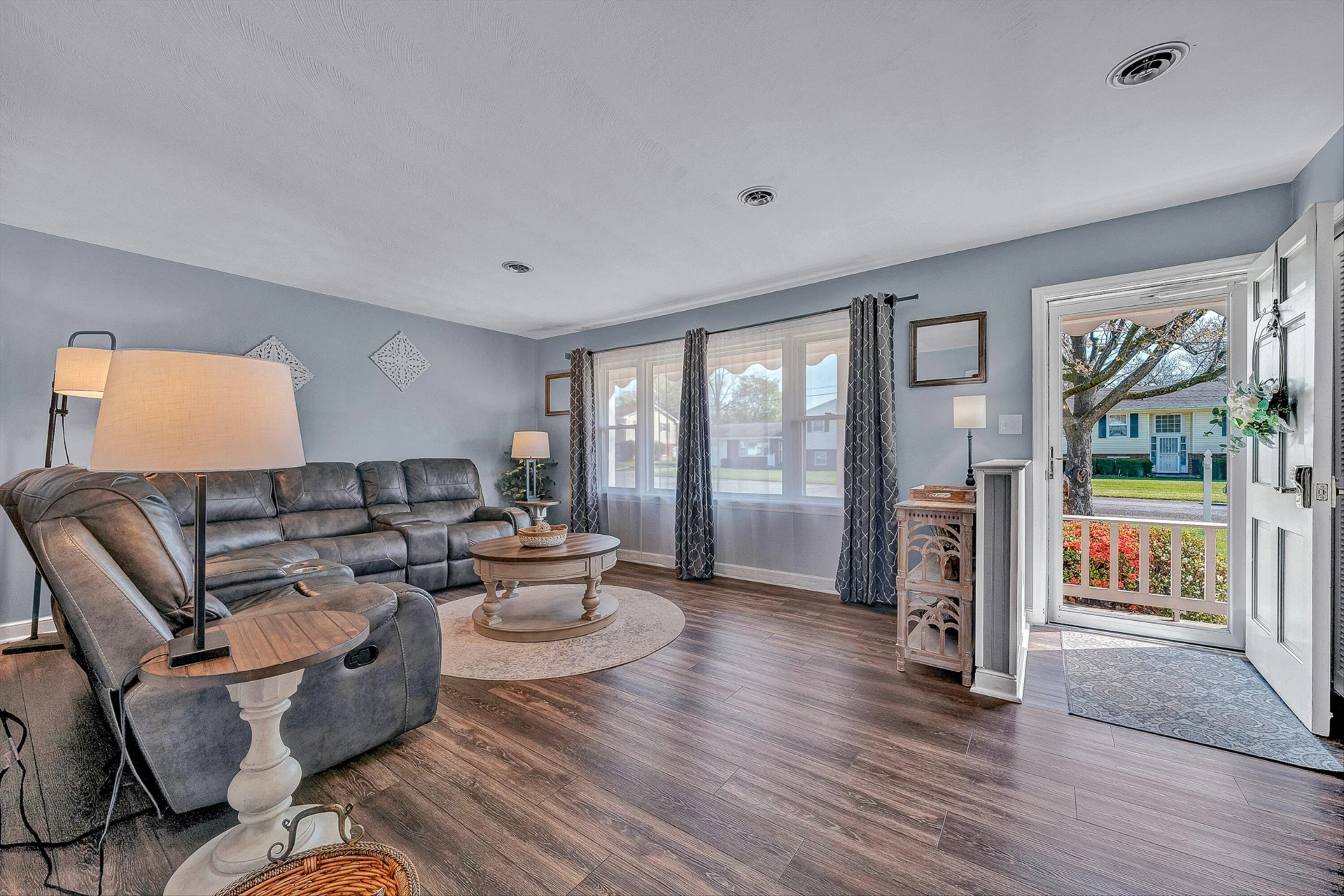 2458 Bermuda RD NW - Photo 7