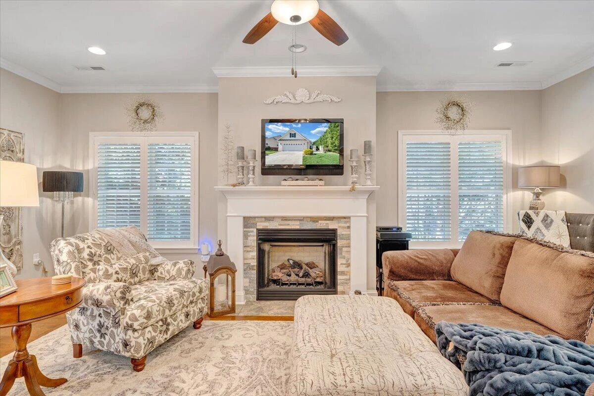 3601 Colonial Court DR - Photo 14