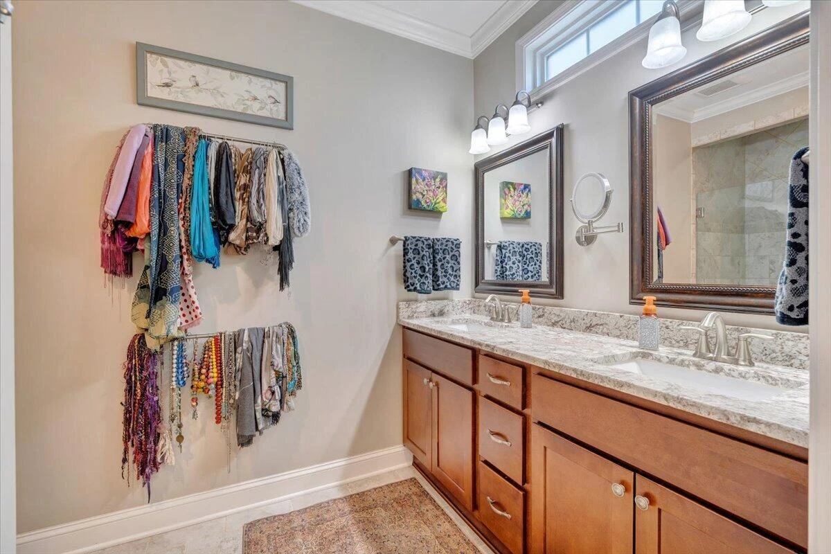 3601 Colonial Court DR - Photo 28
