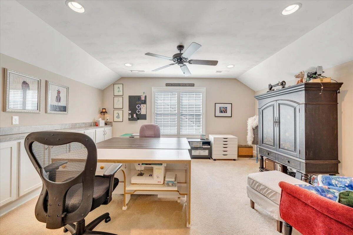 3601 Colonial Court DR - Photo 36