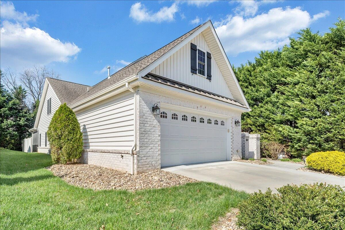 3601 Colonial Court DR - Photo 49