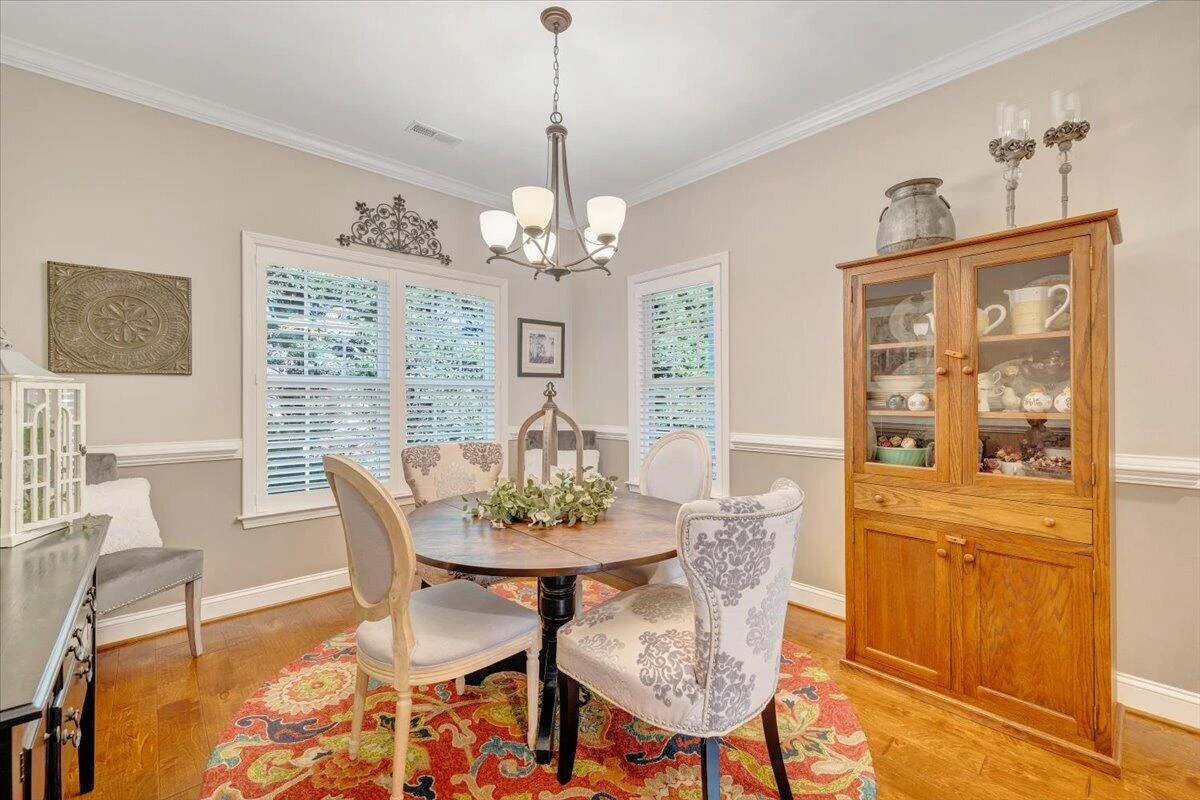 3601 Colonial Court DR - Photo 8