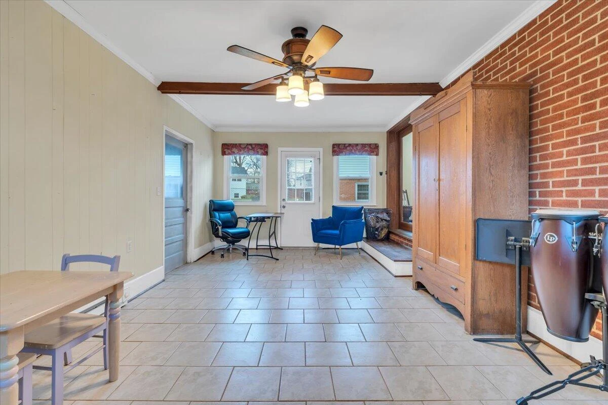 727 Plantation CIR - Photo 22