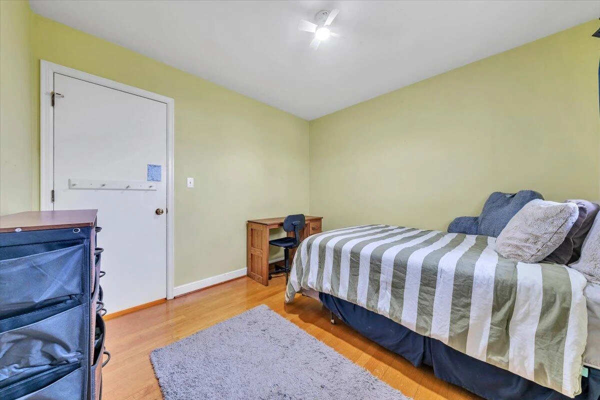 727 Plantation CIR - Photo 31