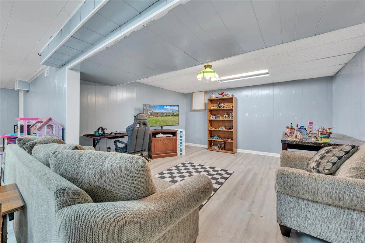 727 Plantation CIR - Photo 38