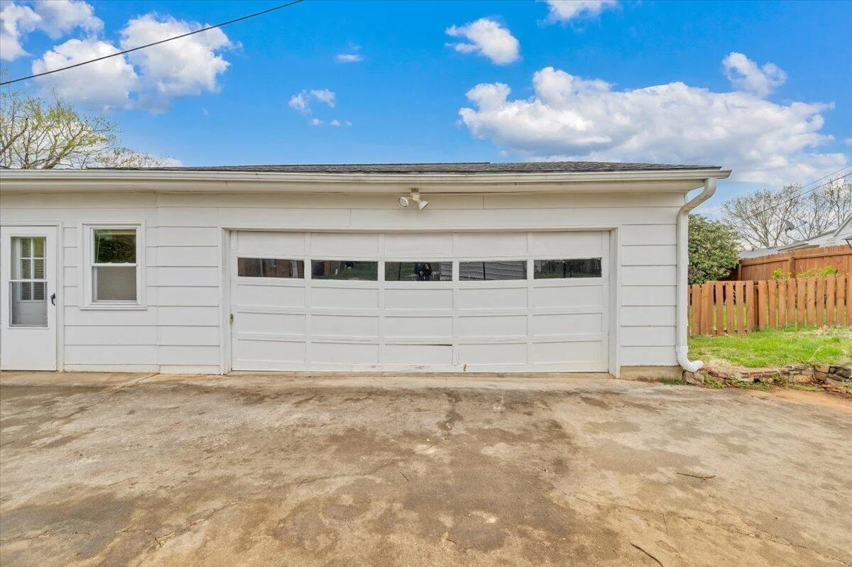 727 Plantation CIR - Photo 54