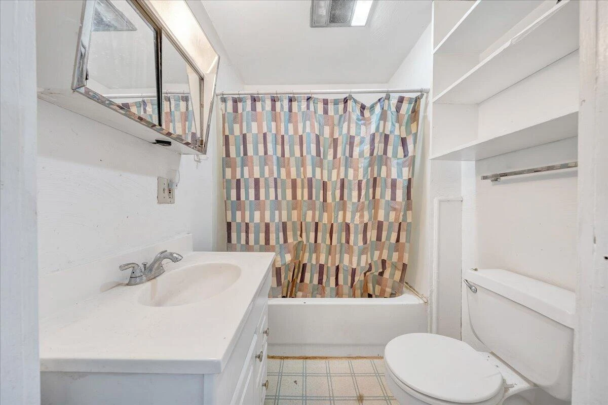 1433 Gladstone AVE SE - Photo 17