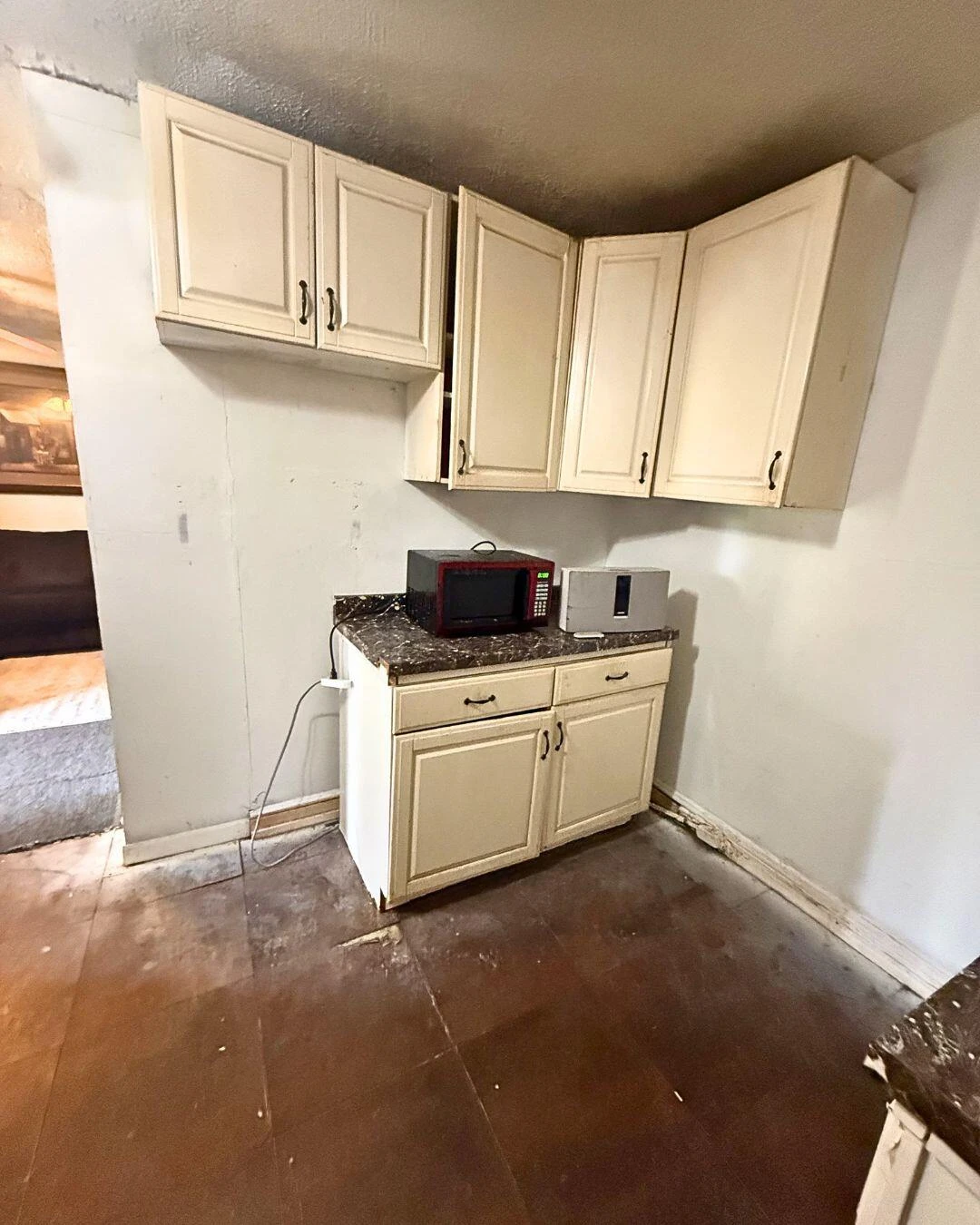 1622 Aspen ST NW - Photo 11