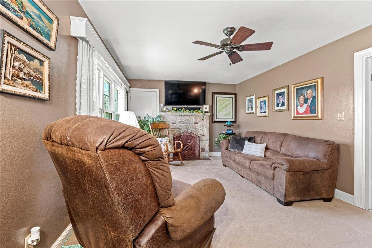 779 Catawba RD - Photo 5