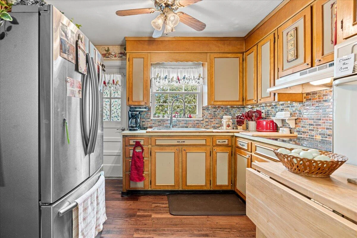 779 Catawba RD - Photo 8