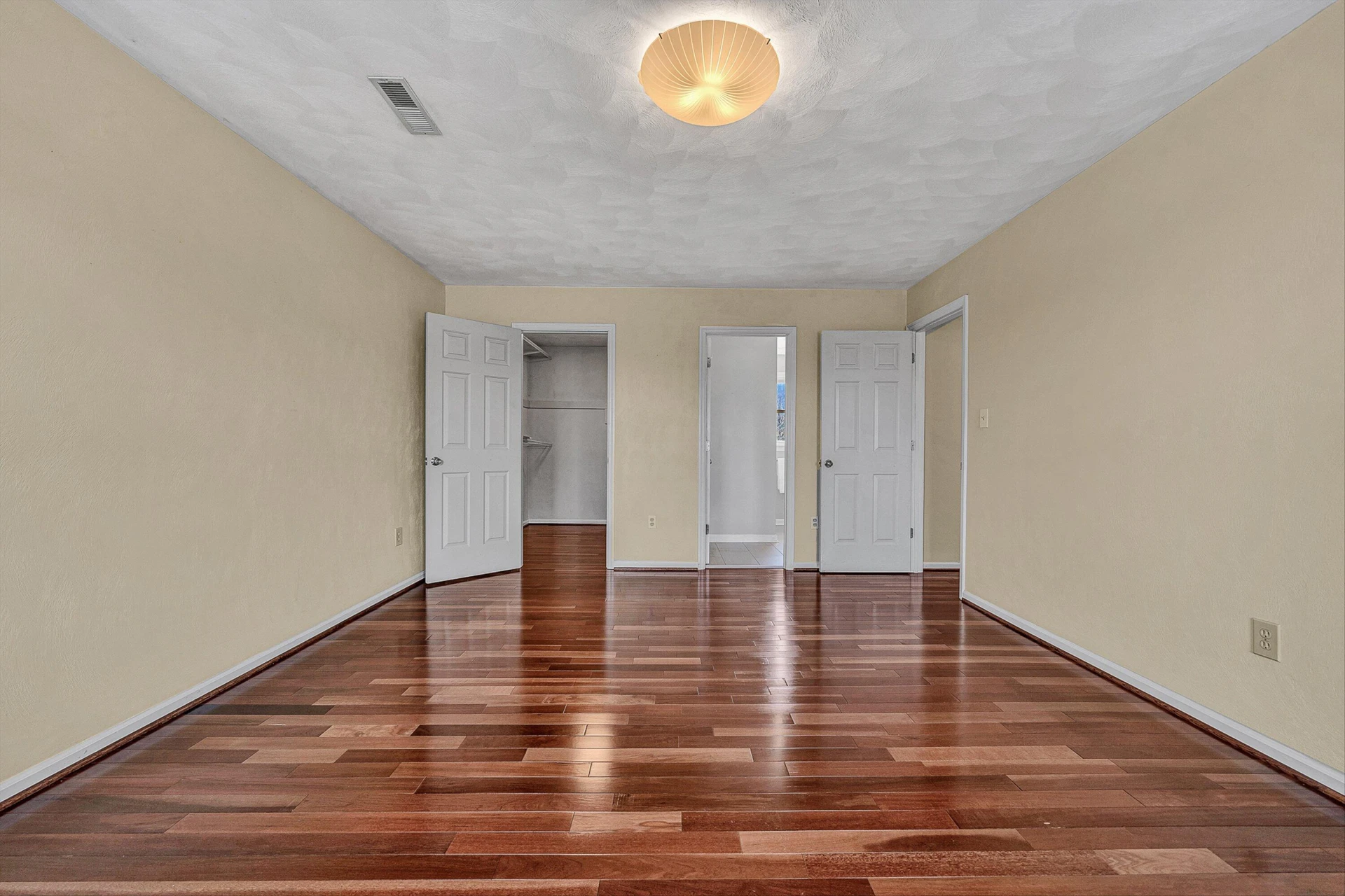 712 Joan CIR - Photo 27
